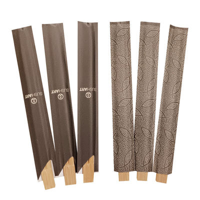 Des baguettes japonaises de sushis personnalisables