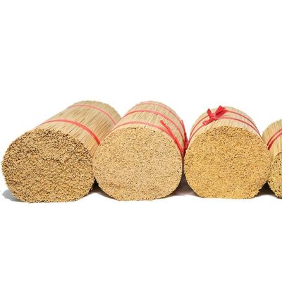 Des bâtons d'encens en bambou durable Des bâtons en bambou naturel pour la fabrication d'agarbatti