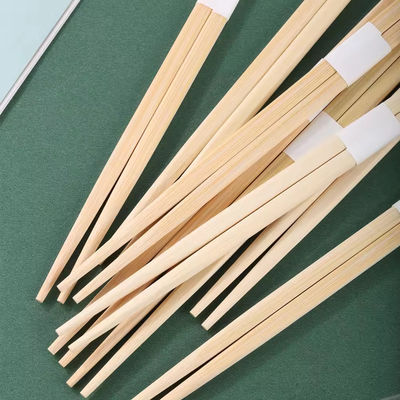 Des baguettes au style japonais carbonisées Catering haut de gamme durable