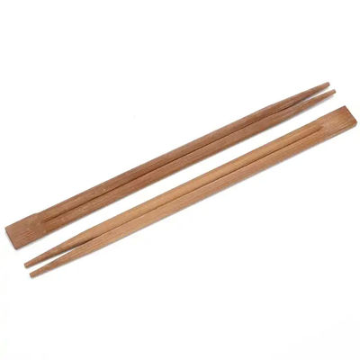 Des baguettes japonaises de sushis personnalisables