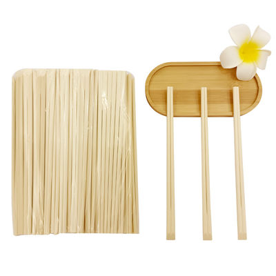 Des baguettes individuellement enveloppées pour les occasions de restauration familiale