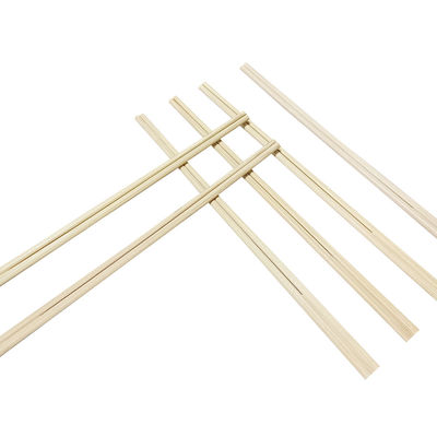 Des baguettes de sushi japonaises saines