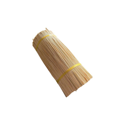 Des bâtons en bambou de couleur naturelle 8 pouces
