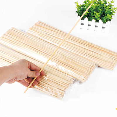 Facile à nettoyer Des brochettes jetables en bambou Couleur naturelle Avec un emballage personnalisable