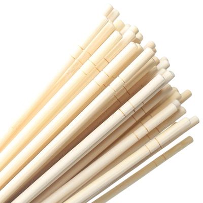 Baguettes chinoises jetables en bambou rondes naturelles de 5,0 mm, 5,5 mm et 6,0 mm. Baguettes biodégradables jetables pour restaurant de sushis, camping, baguettes chinoises en gros.